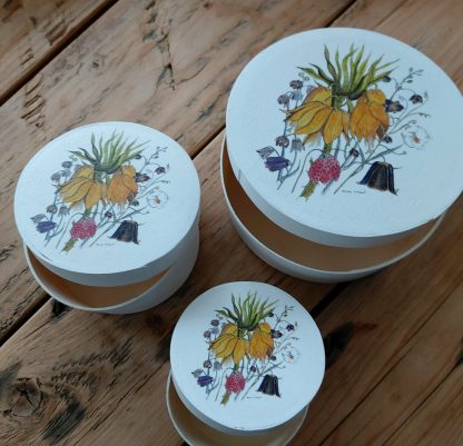 Set of 3 "Fritillary" trinket boxes